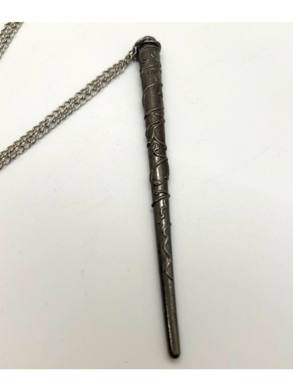 Magic Wand Necklace Silvertone Vine Leaf Pendant Wizard Witch Cosplay Costume